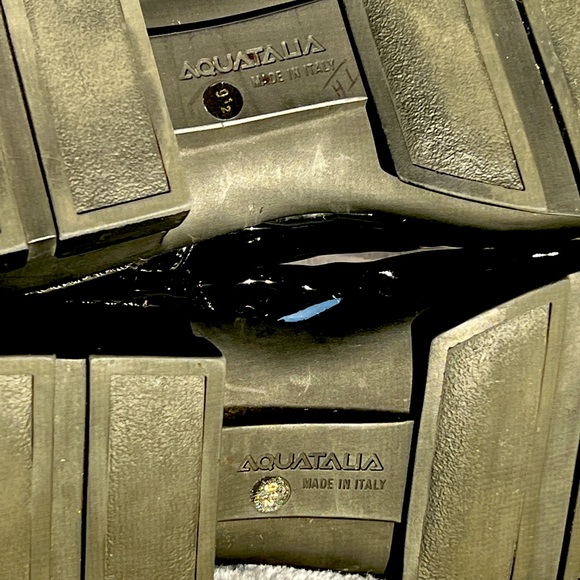 Aquatalia Weatherproof Black Boots - Picture 2 of 5